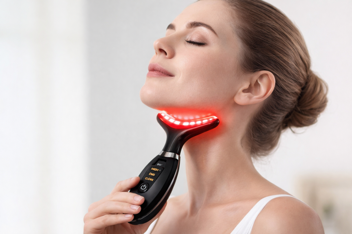NeckLift Pro™ – Rejuvenece tu piel sin cirugía en minutos al día